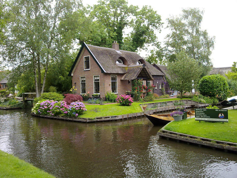 Giethoorn-Holland-9