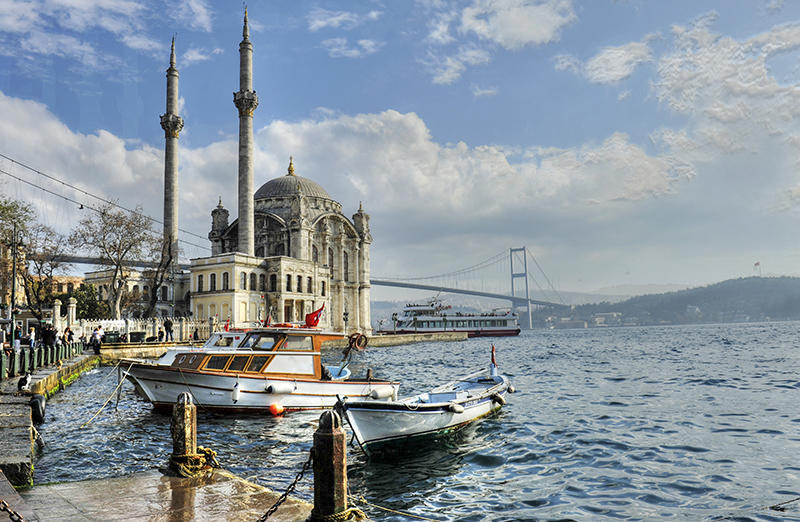 Turkey-Istanbul_shutterstock_65451691