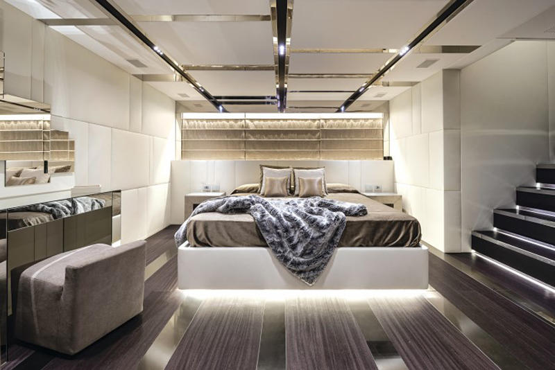 Luxury-yacht-FOAM-Cabin