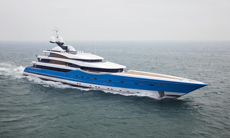 Feadship-luxury-motor-yacht-Madame-GU