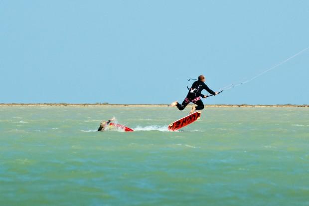 Djerba-kite_surf-Only_flying_takes_you_higher-sky_walker