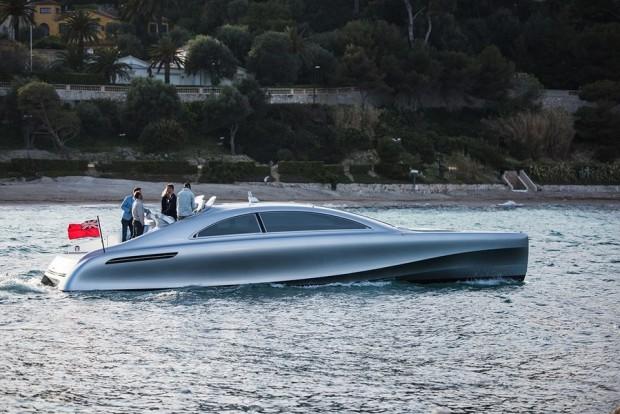 main_mercedes-benz-debuts-a-1-7-million-luxury-yacht-wide