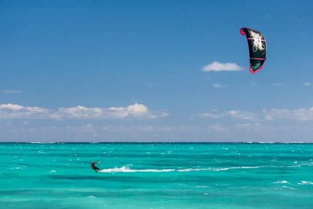 kite-surfing-samui1