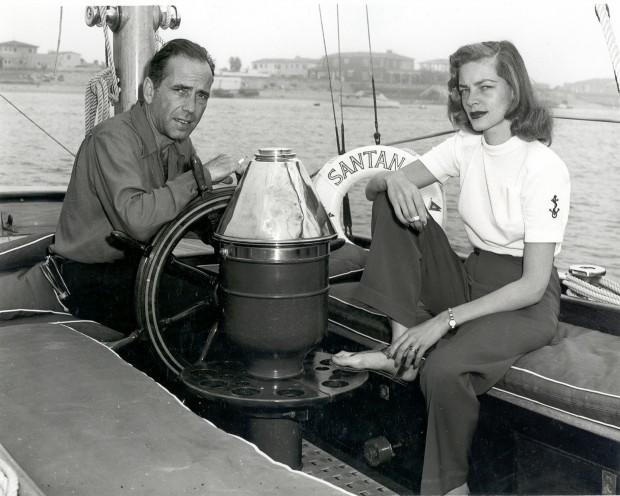Хамфри Богарт вместе с возлюбленной Лорен Бэколл