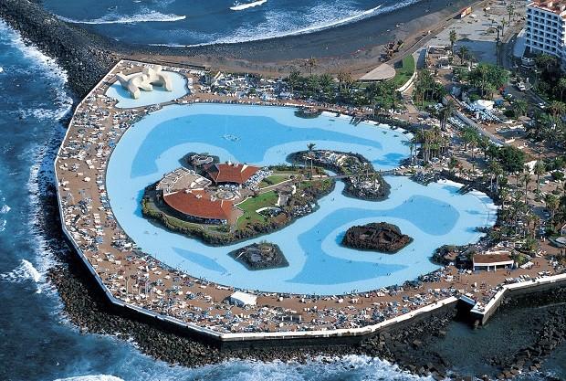 Spain - Canary Islands, Tenerife, Puerto de la Cruz, swimming pools
